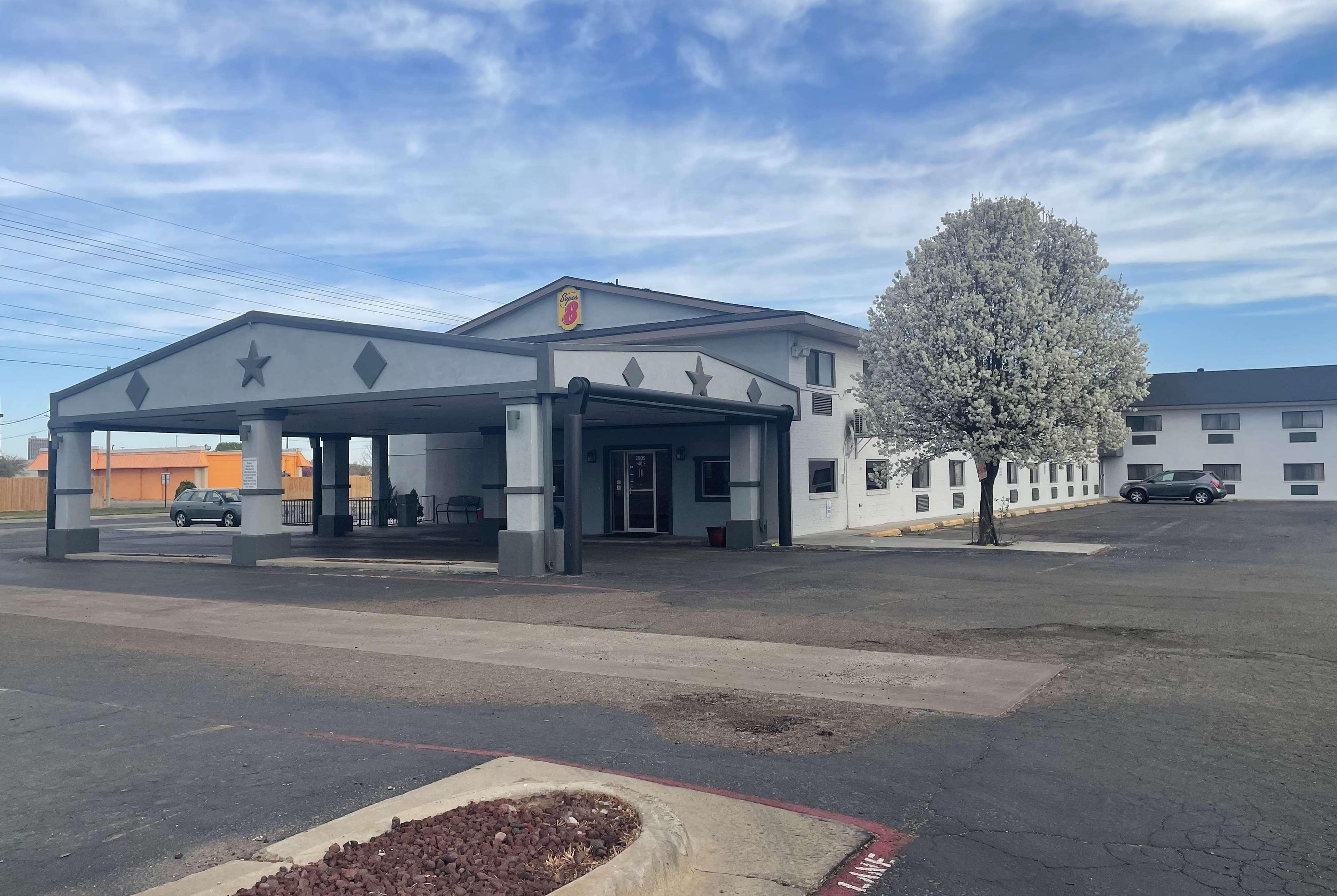 Super 8 By Wyndham Amarillo Central Tx Экстерьер фото