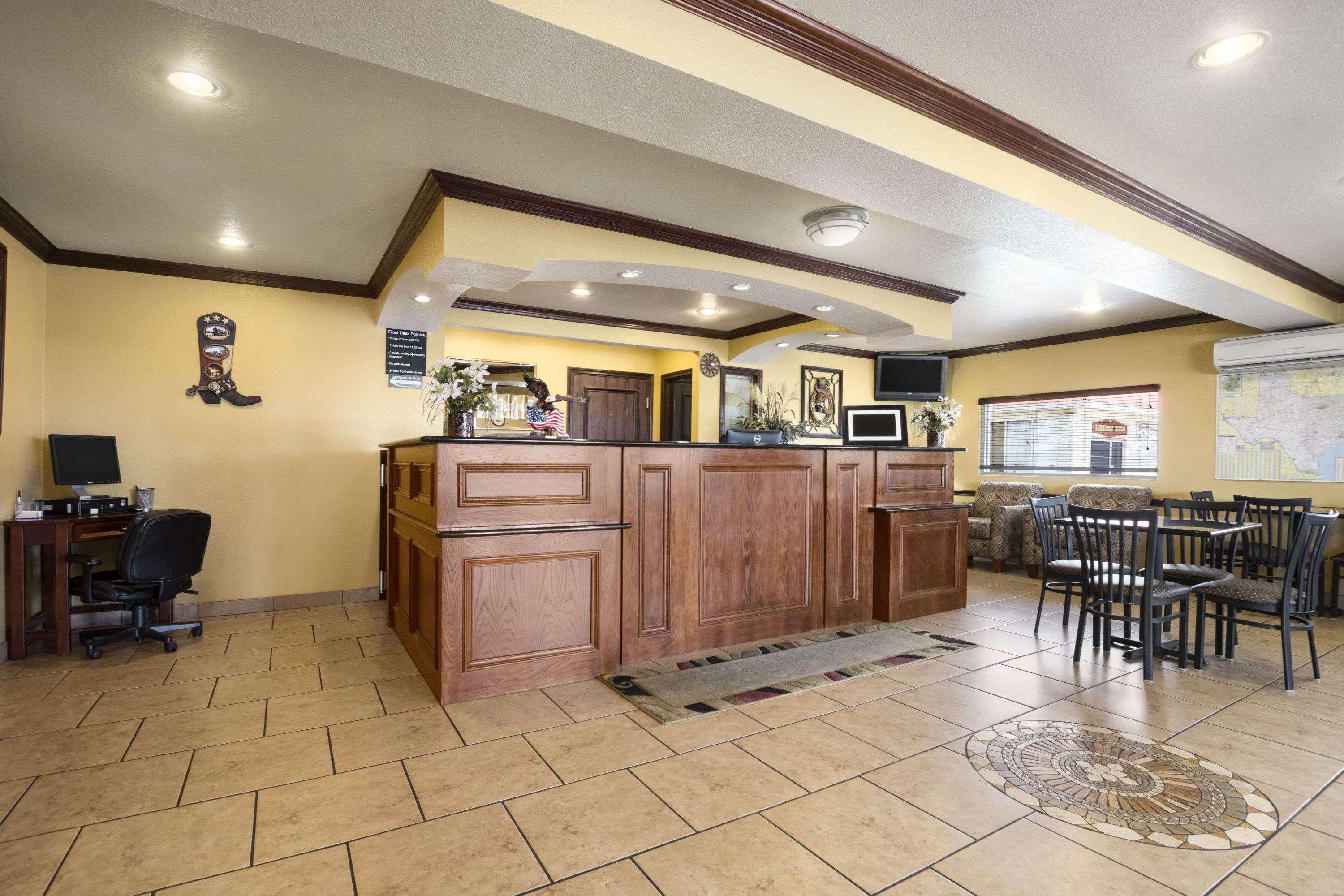Super 8 By Wyndham Amarillo Central Tx Экстерьер фото