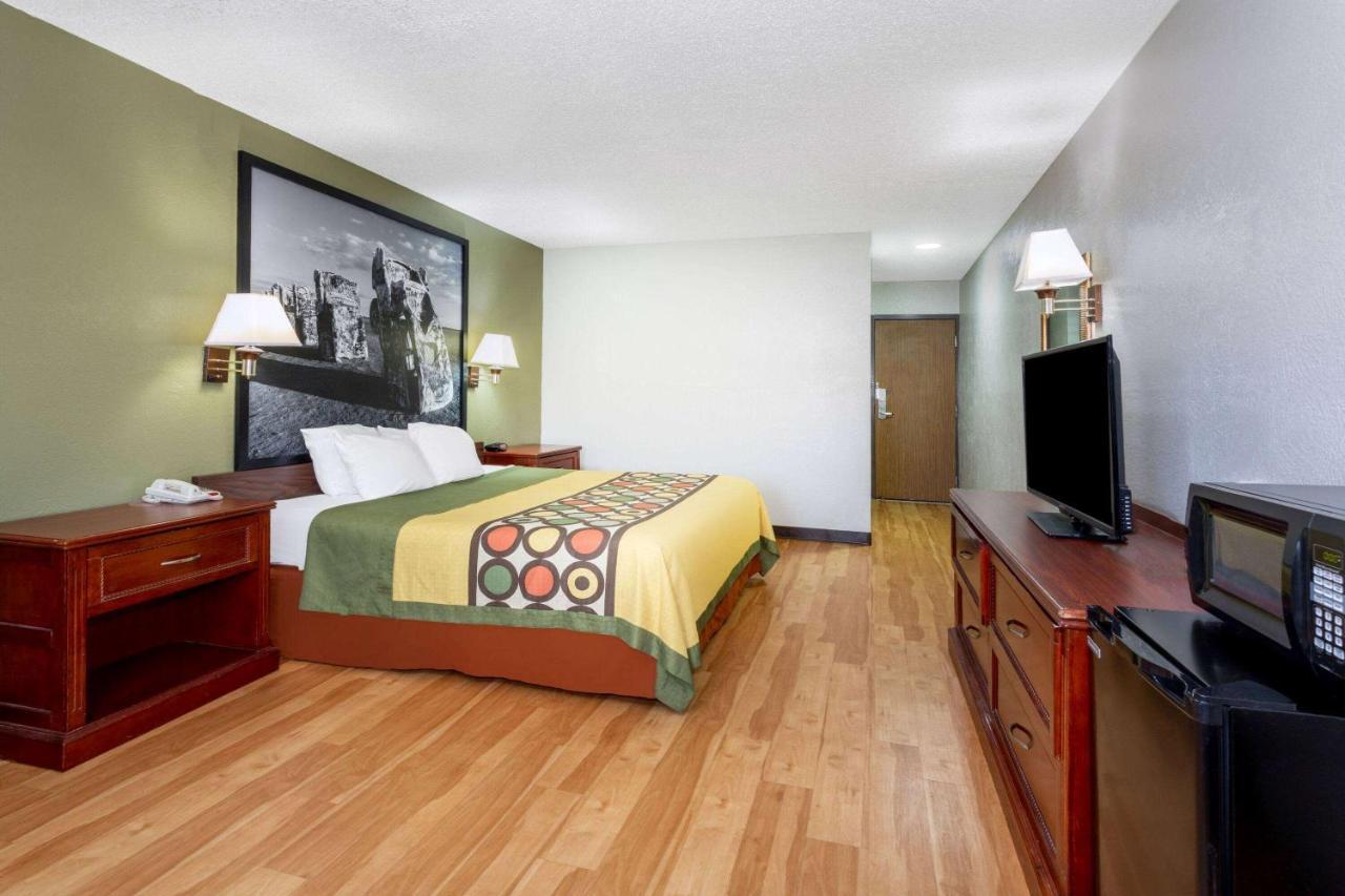 Super 8 By Wyndham Amarillo Central Tx Экстерьер фото